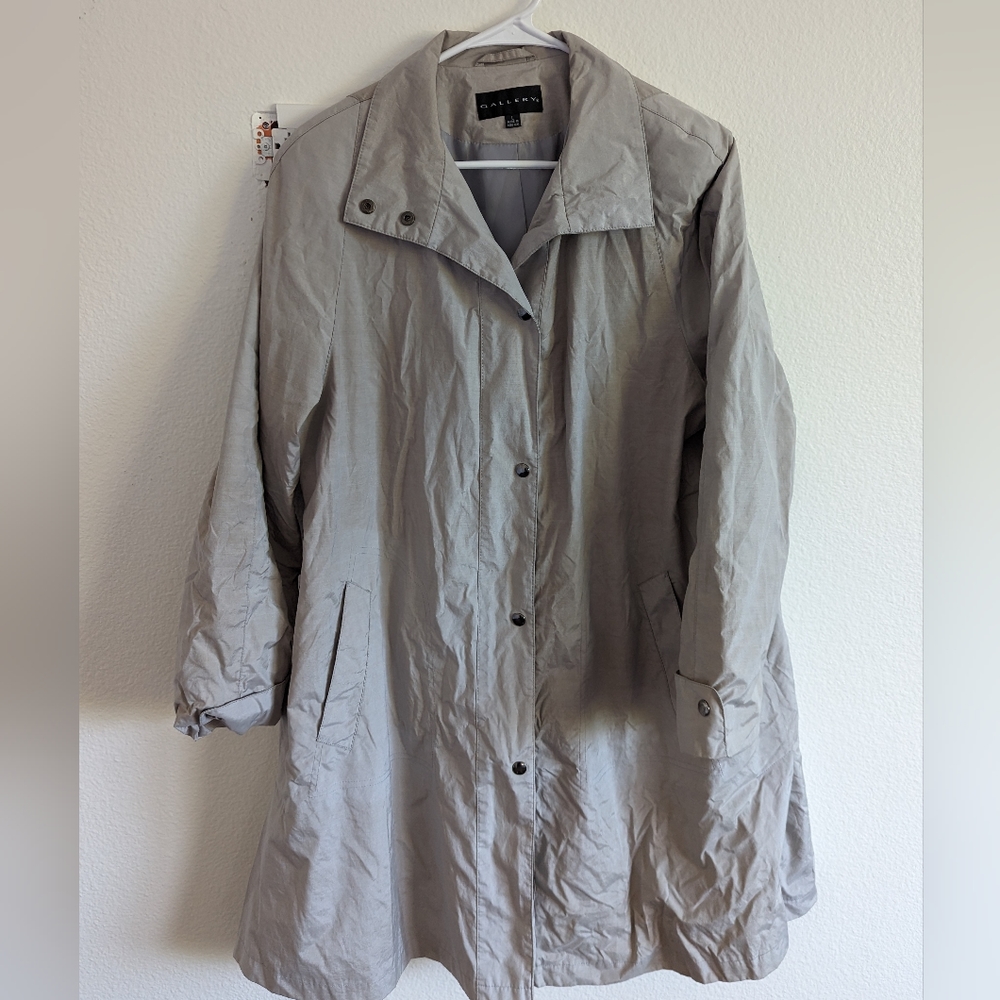 Vintage Womens Trenchcoat Trench Coat Size L Large Grey Silver Button